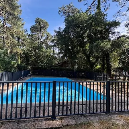61 Metres Carres Terrasse Privee 85 Metres Carres Donnant Acces Direct A La Piscine Apartment *