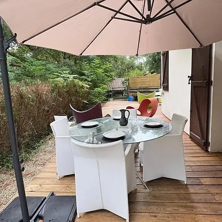 61 Metres Carres Terrasse Privee 85 Metres Carres Donnant Acces Direct A La Piscine